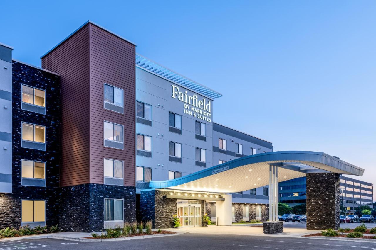 Fairfield Inn & Suites Minneapolis North Brooklyn Center Esterno foto