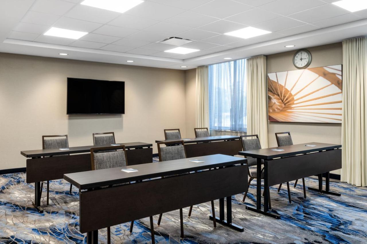 Fairfield Inn & Suites Minneapolis North Brooklyn Center Esterno foto