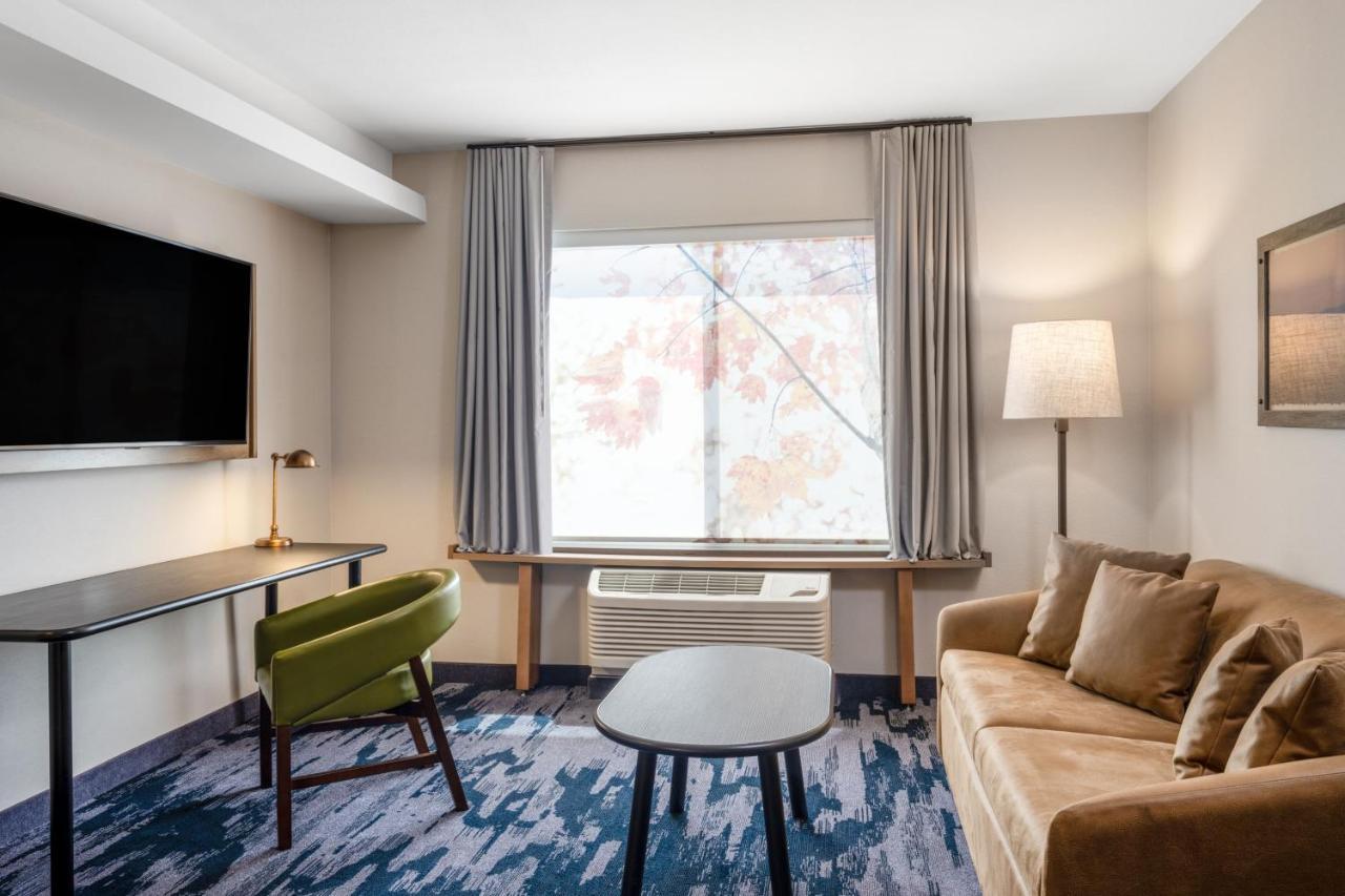 Fairfield Inn & Suites Minneapolis North Brooklyn Center Esterno foto