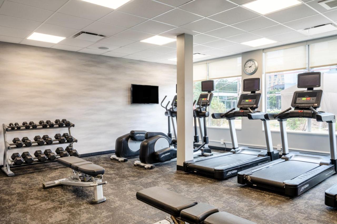 Fairfield Inn & Suites Minneapolis North Brooklyn Center Esterno foto